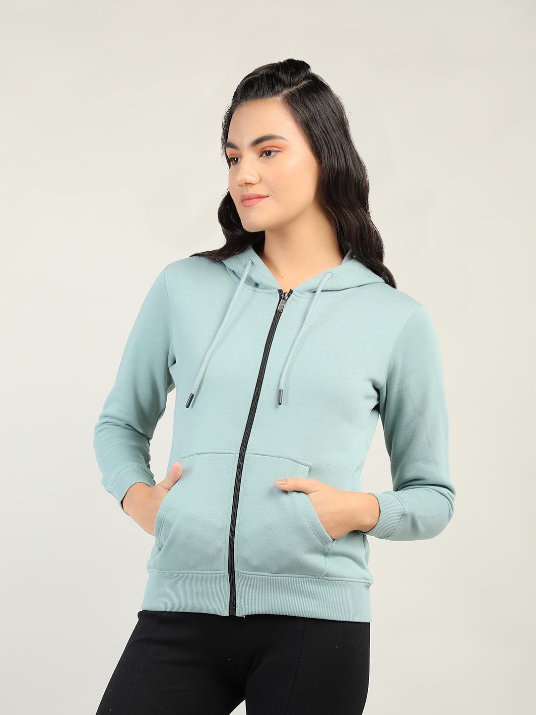 WOMEN WINTER HOODED SWEATSHIRT