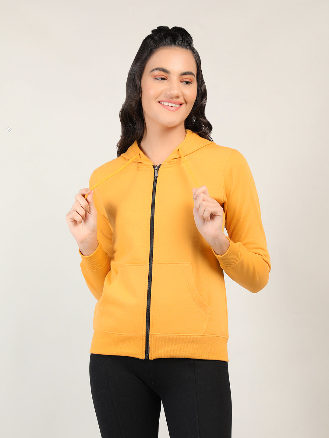 WOMEN WINTER HOODED SWEATSHIRT